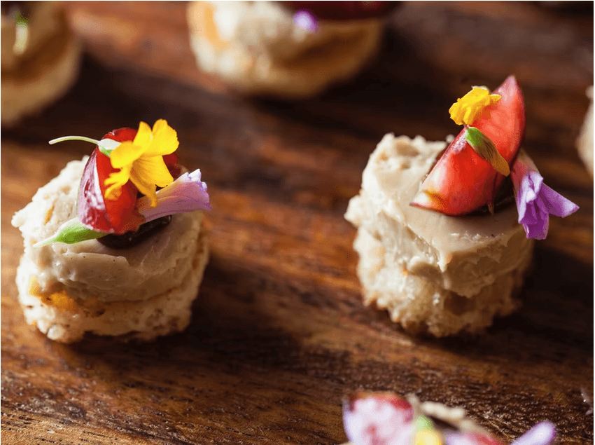 Roshara Sanders - Gallery image 1